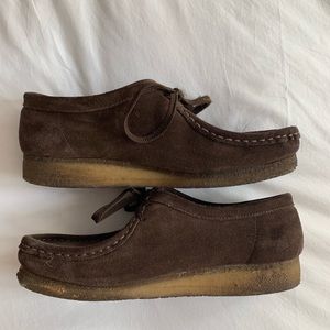 Clark wallabees chocolate brown suede size 10
